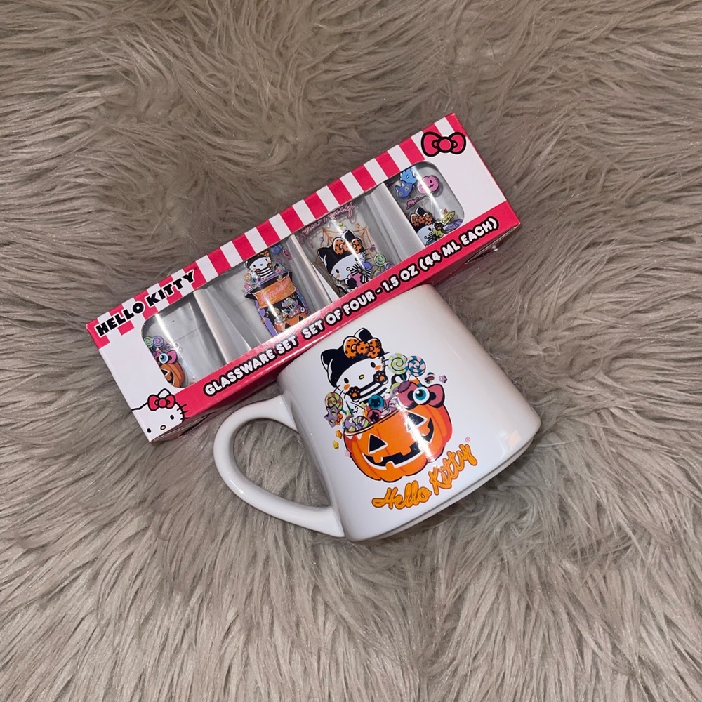 Hello Kitty Halloween Mug